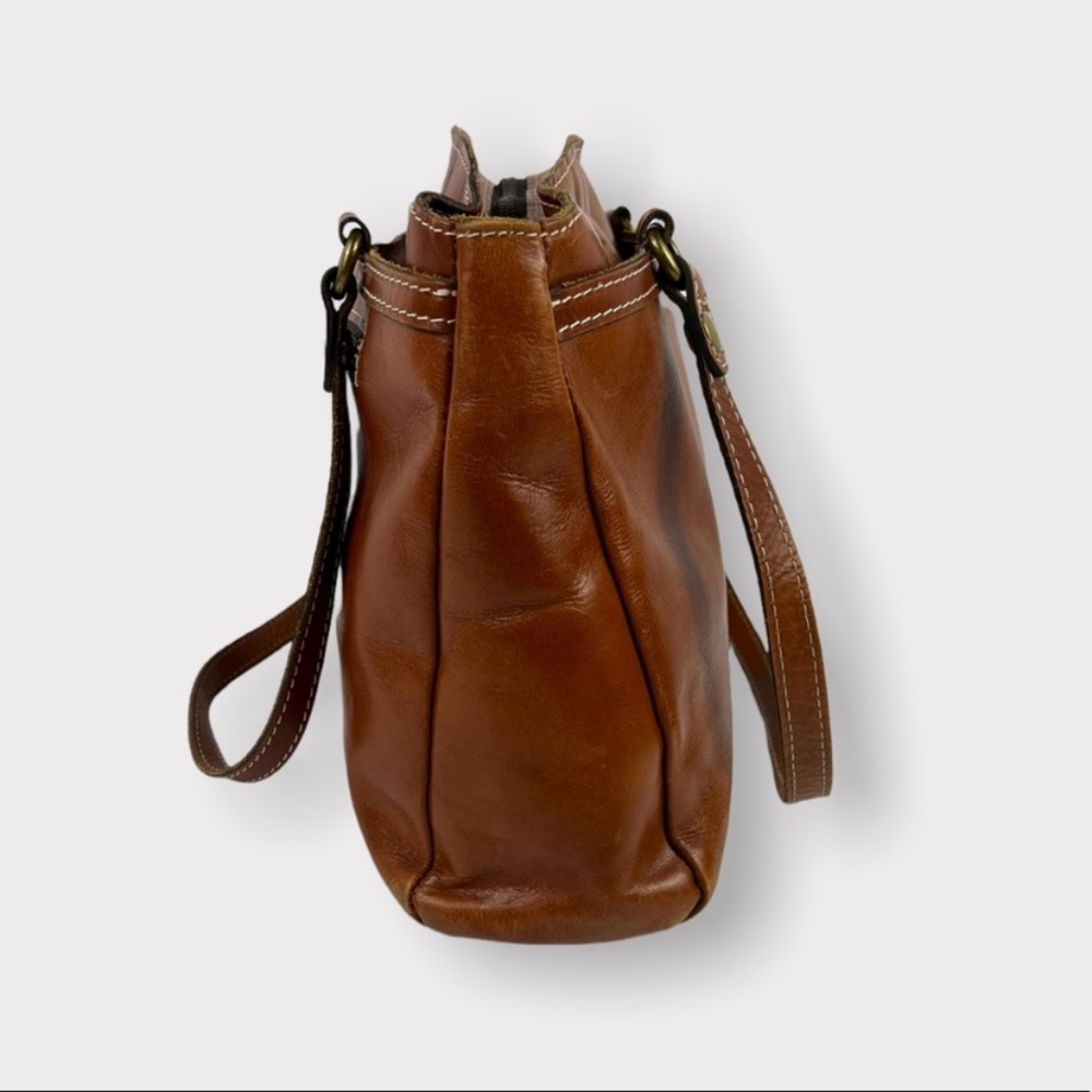 Patricia Nash Heritage Poppy Tote in Tan - Picture 2 of 7